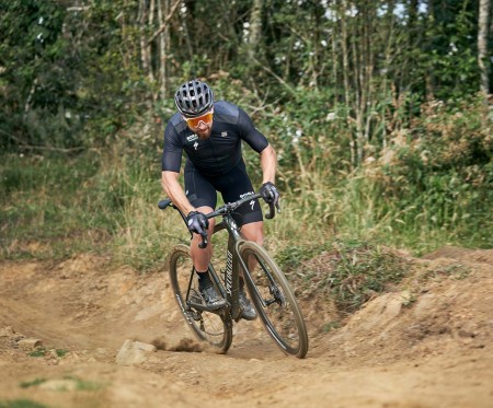 Entrainement vélo de route : 5 avantages à la pratique gravel ou VTT