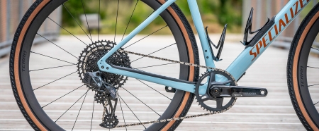 Transmission SRAM AXS mullet : La solution polyvalente pour le Gravel