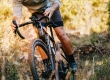 Vélo Gravel suspendu : Pour quel cycliste et pour quel type de terrain ?