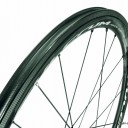 2016_Racing_Quattro_Carbon_rim_closeup_mask