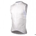 Essential-Light-Wind-Vest-Front_119euros95