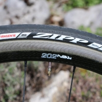 Roues Velo Carbone Zipp 202 Nsw 01