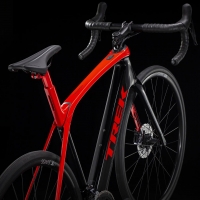 trek-domane-plus-lt-02