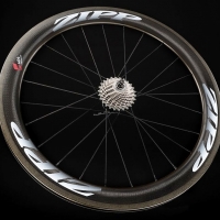 Zipp 404 Firestrike CCL - Hero black background