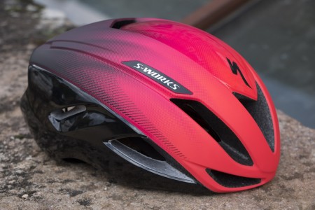 Specialized lance Propero, un nouveau casque de vélo femme - Matos