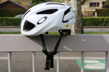 casque-velo-oakley-aro-3-09