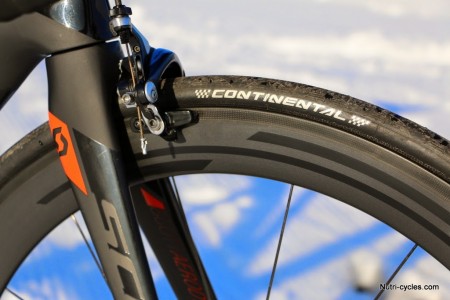 scott-foil-premium-di2-6095