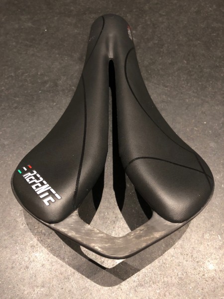 selle-velo-carbone-repente-aleena-15