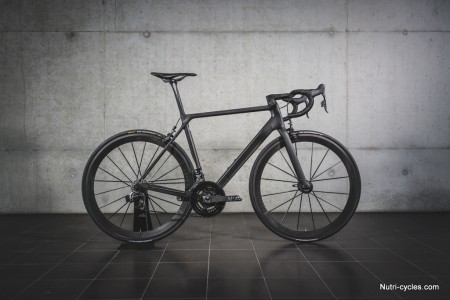 The Canyon Ultimate CF EVO