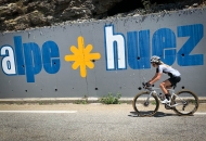 La montée mythique de l'Alpe d’Huez à vélo