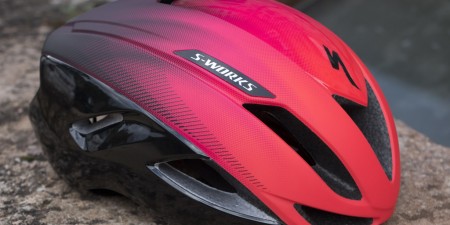 Casque Specialized Evade 2018 : Aéro et ventilation revus !