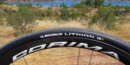 Essai pneu Michelin Lithion 3 : Plus léger et meilleur grip !