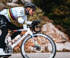 Colnago V5Rs : le nouveau vélo de Tadej Pogačar dévoilé - analyse technique
