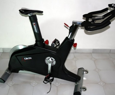 Vélo DKN X-Motion : Innovant, simple et silencieux !