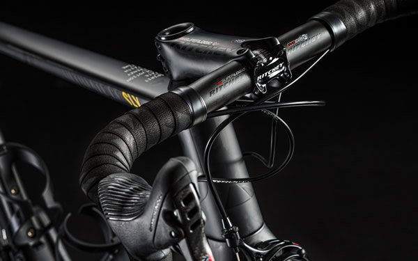 Canyon Ultimate CF SLX Captured