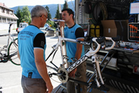 Les coulisses d'une équipe cycliste sur le Tour de France