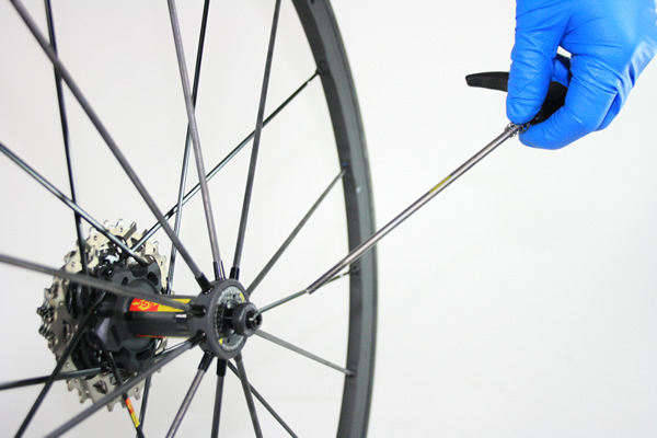 Démontage cassette Campagnolo sur roue Mavic