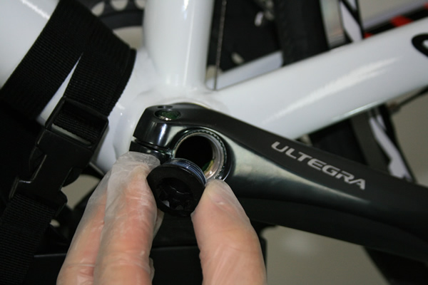 Démontage pédalier vélo Shimano Ultegra FC 6750 Press Fit