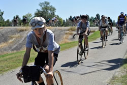 21 juillet 2010 : Clément Joret et Sean Kelly à l'assaut du Tourmalet