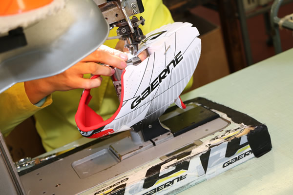 Fabrication d'une chaussure de vélo
