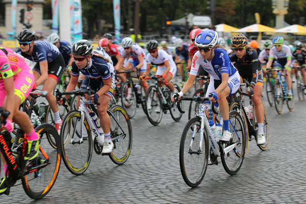 Femmes cyclistes plus résistantes que hommes