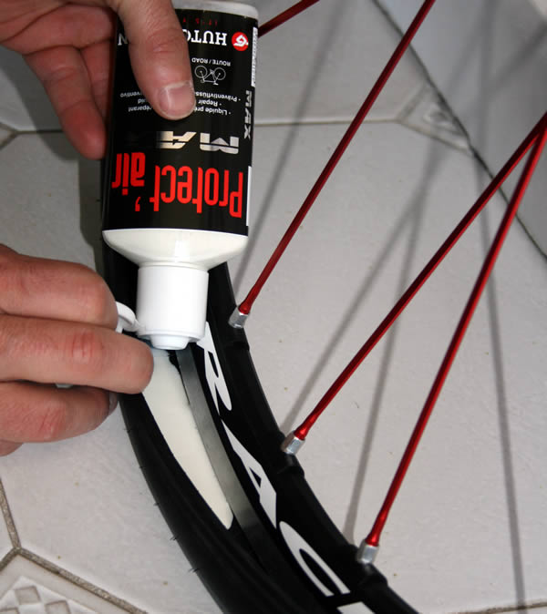 Montage pneu tubeless