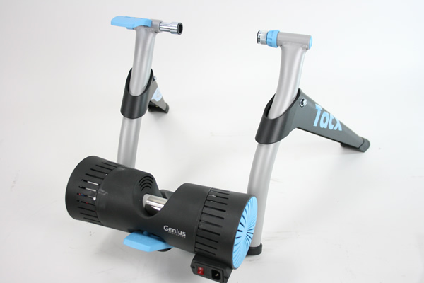 Montage Home Trainer Tacx Genius