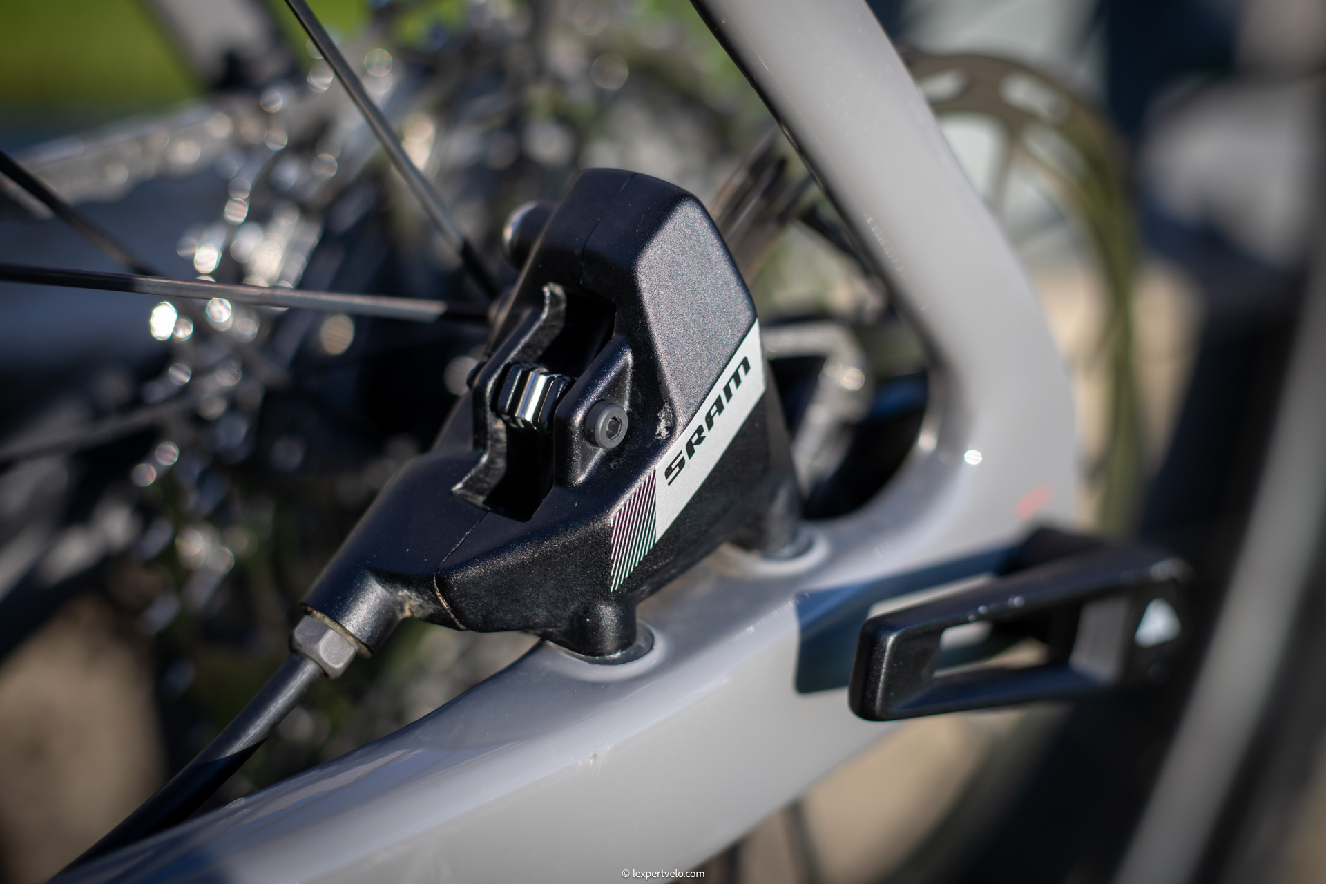 sram-apex-axs-lexpert-velo-13.jpg