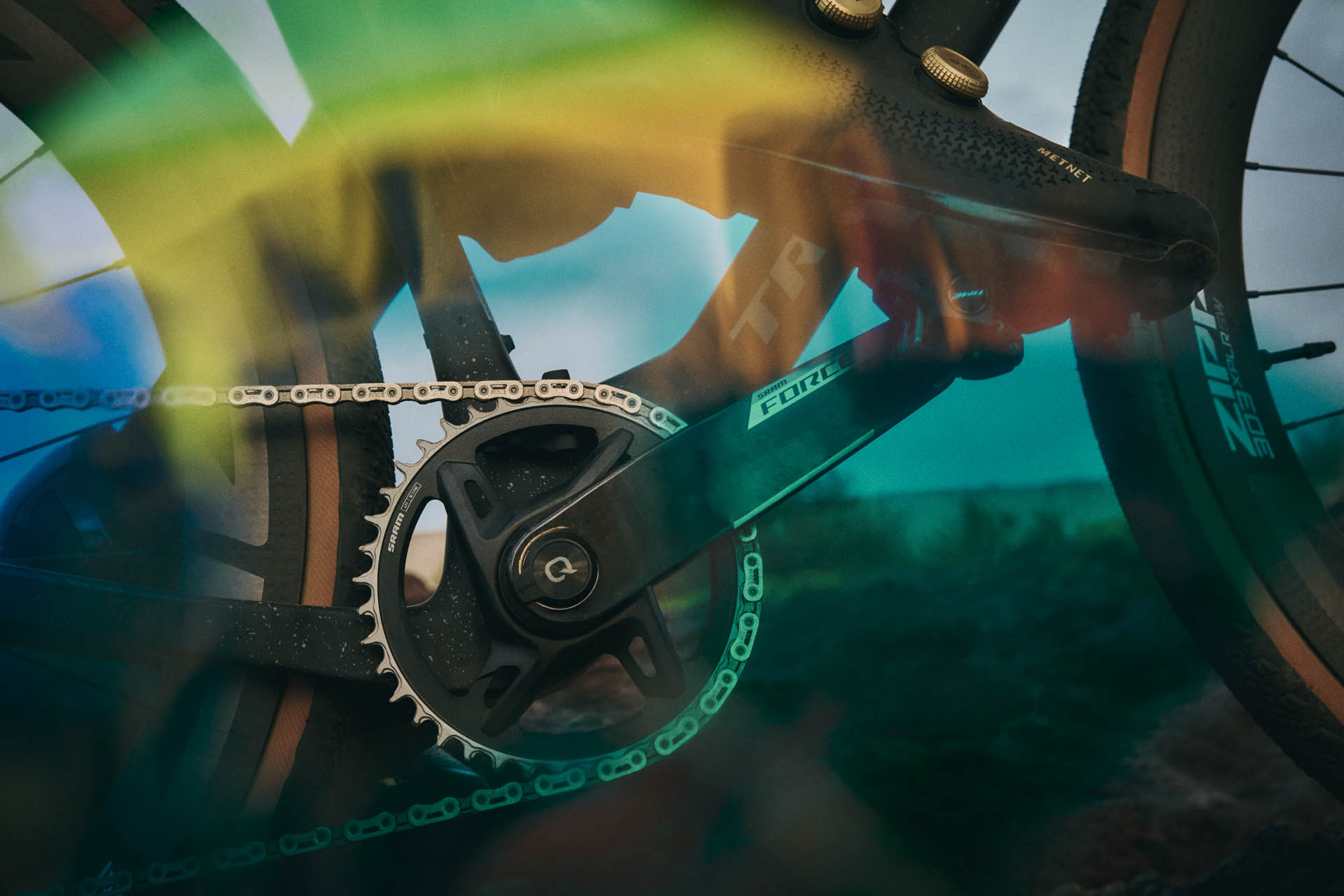 sram-force-rival-axs-2025-02.jpg