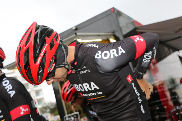 Team Bora-Argon 18