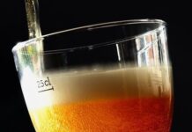 Quelle place pour les boissons alcoolisées dans le cyclisme ?