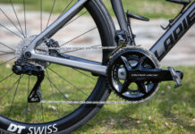 Quels sont les éléments qui composent la transmission du vélo route