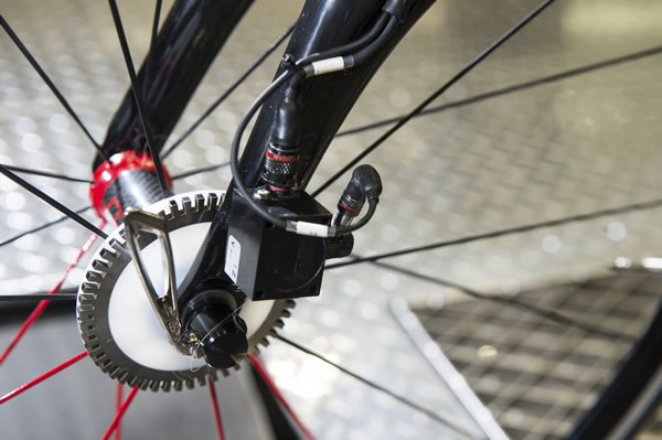 Collaboration Specialized et McLaren : Un nouvel outil de simulation pour le vélo !