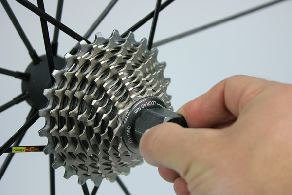 Démontage cassette SRAM sur corps Shimano