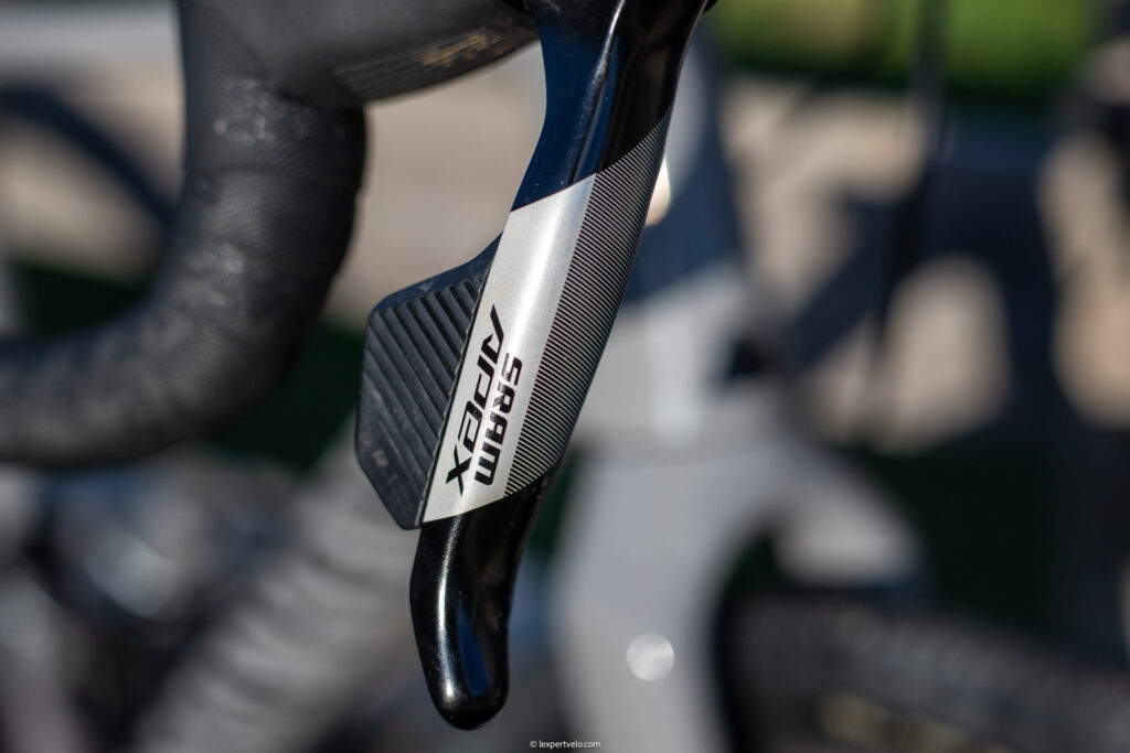 sram-apex-axs-lexpert-velo-02-1