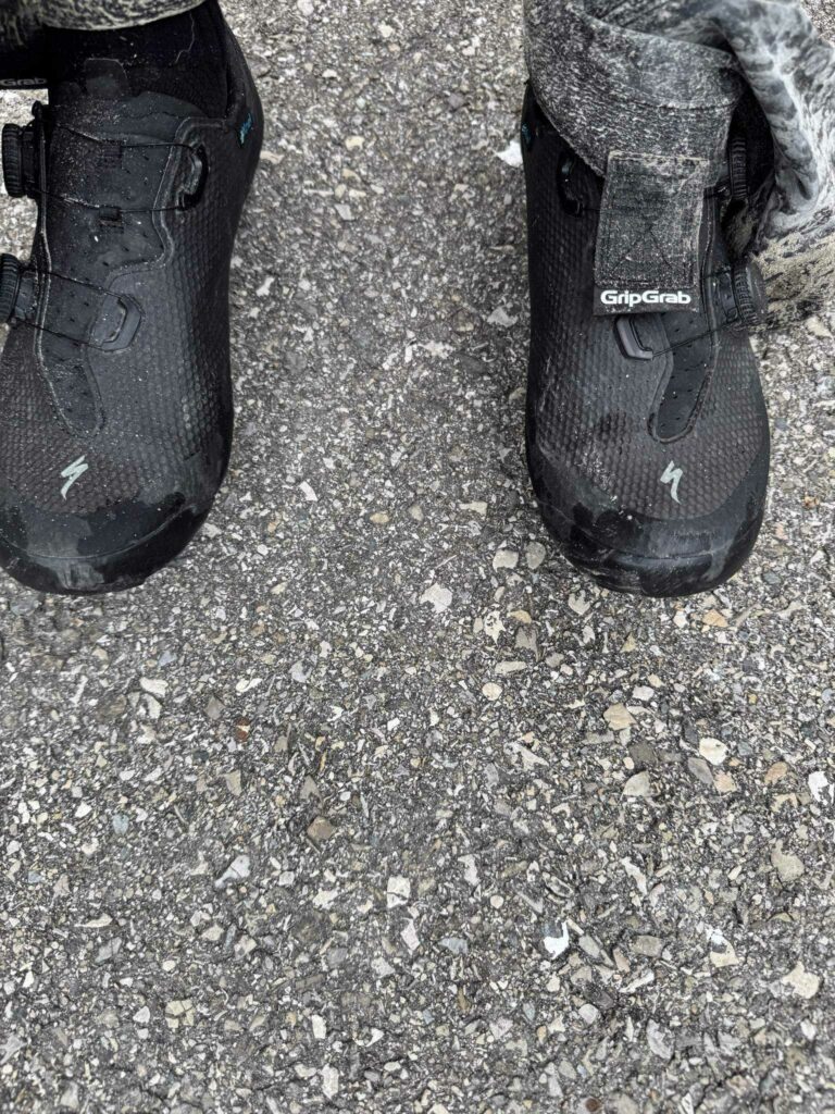 gravel-test-des-couvre-chaussures-gripgrab-aquashield-2-7