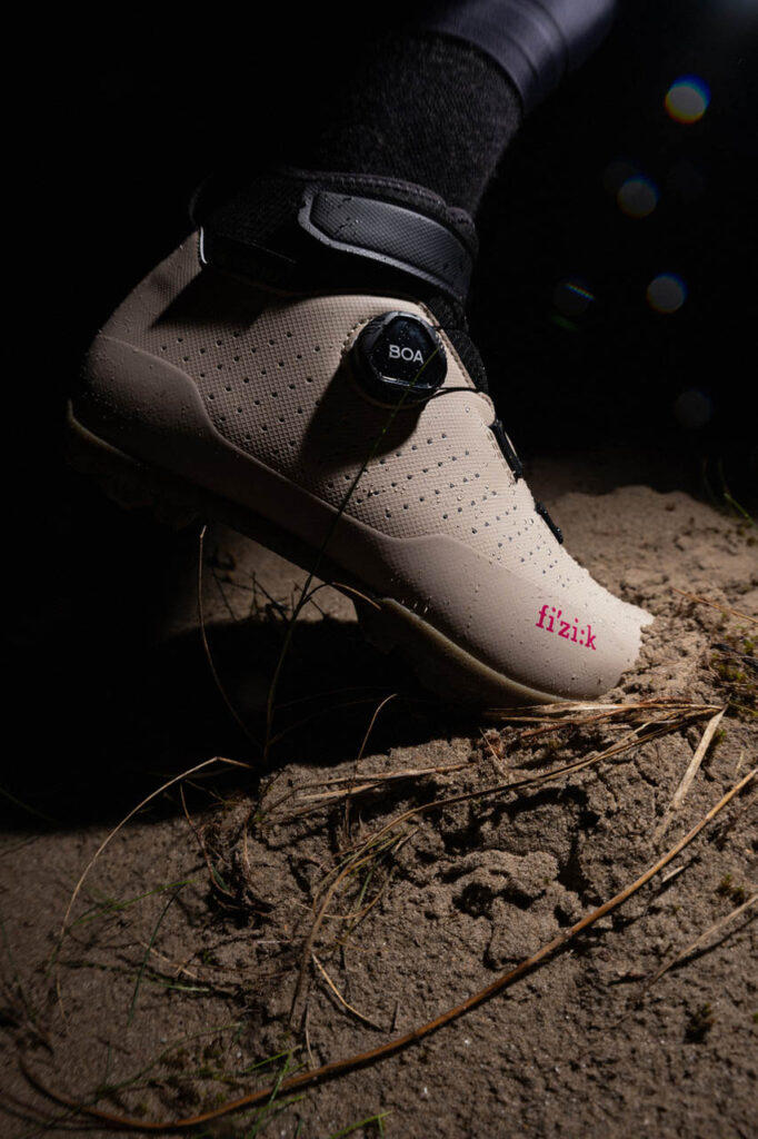 terra-artica-gtx-desert-black-04
