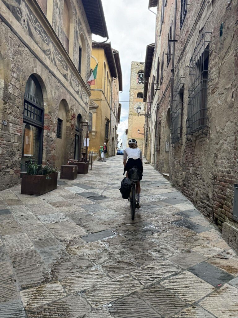 tuscany-trail-2026-guide-expert-gravel-bikepacking-retour-2025-parcours-materiel-et-inscription-2