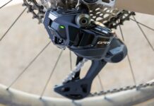 Transmission sans fil Gravel : que change le Shimano GRX RX827 Di2 ?