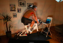 Comment choisir sa table pour home trainer ? Confort, stabilité et rangement